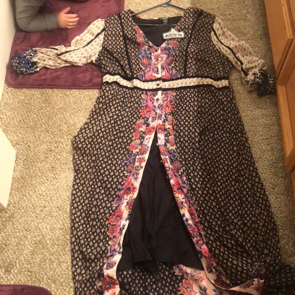Women’s dress